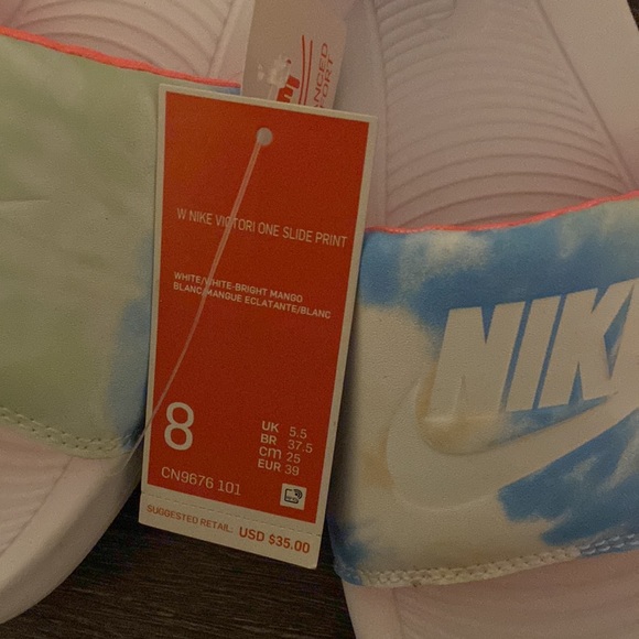 Brand new Nike slides - Picture 2 of 3